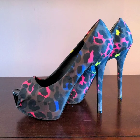 Nine West | Shoes | Neon Leopard Print Peep Toe Pumps | Poshmark